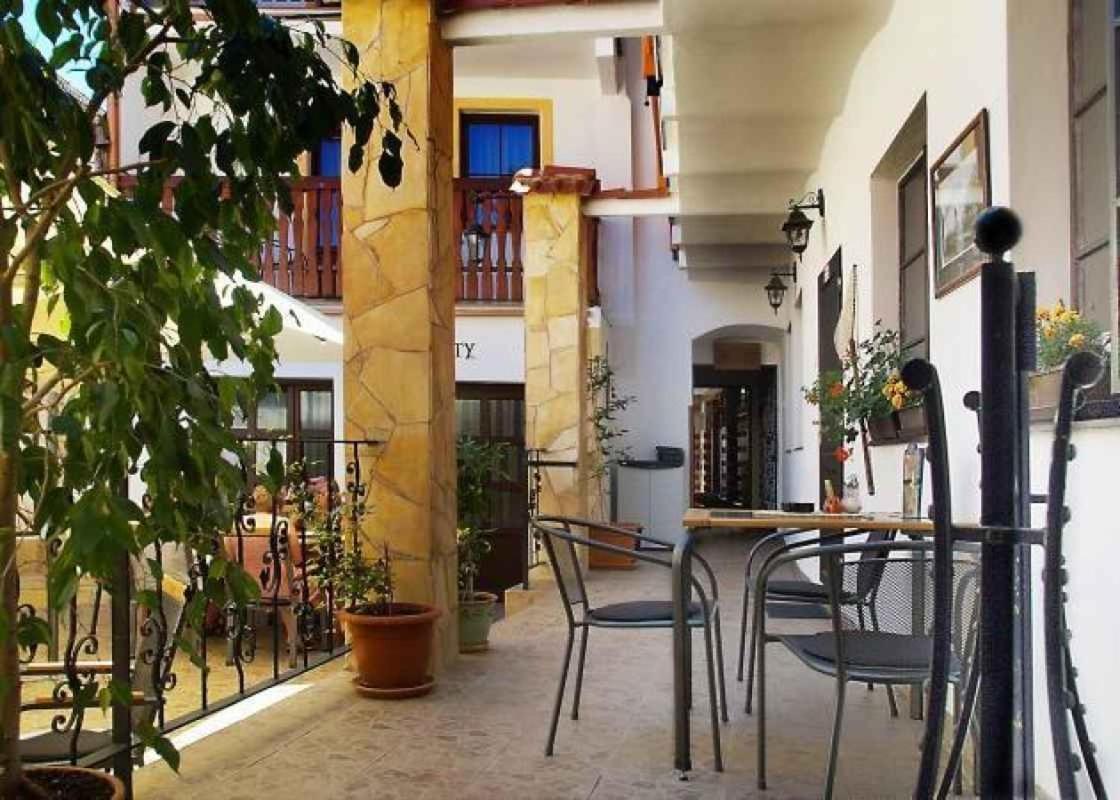 Rozmberska Basta Hotell Třeboň Exteriör bild