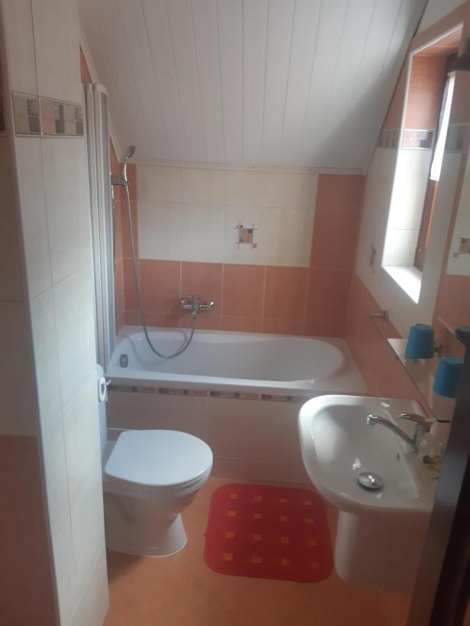 Rozmberska Basta Hotell Třeboň Exteriör bild