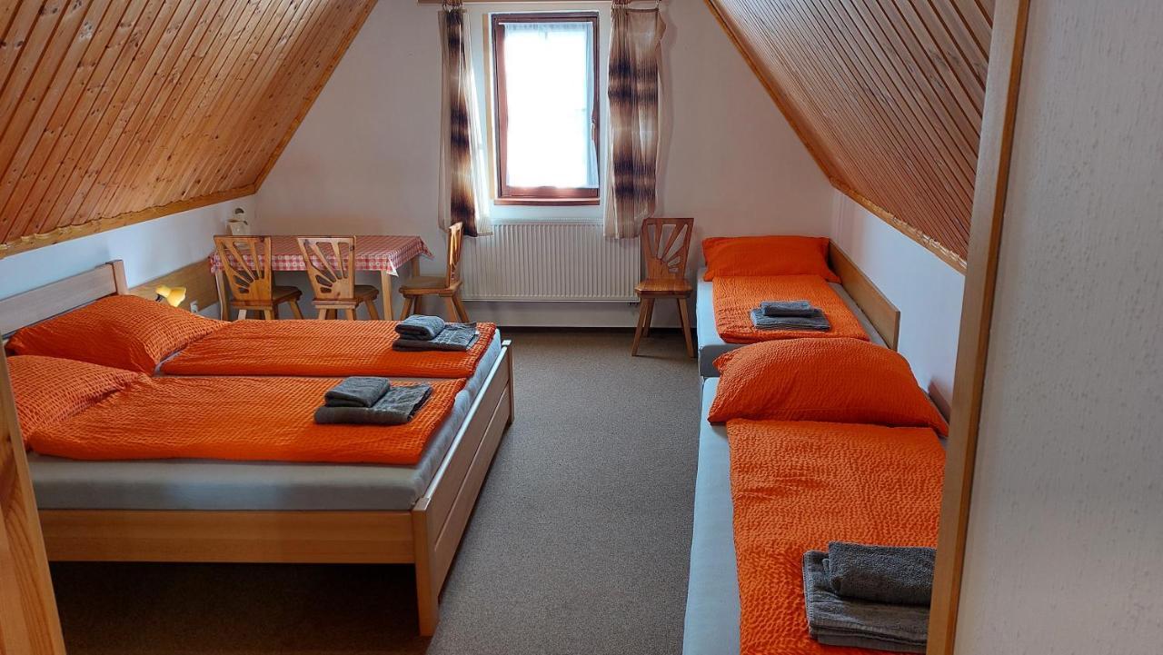 Rozmberska Basta Hotell Třeboň Exteriör bild