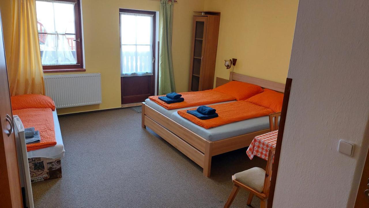 Rozmberska Basta Hotell Třeboň Exteriör bild