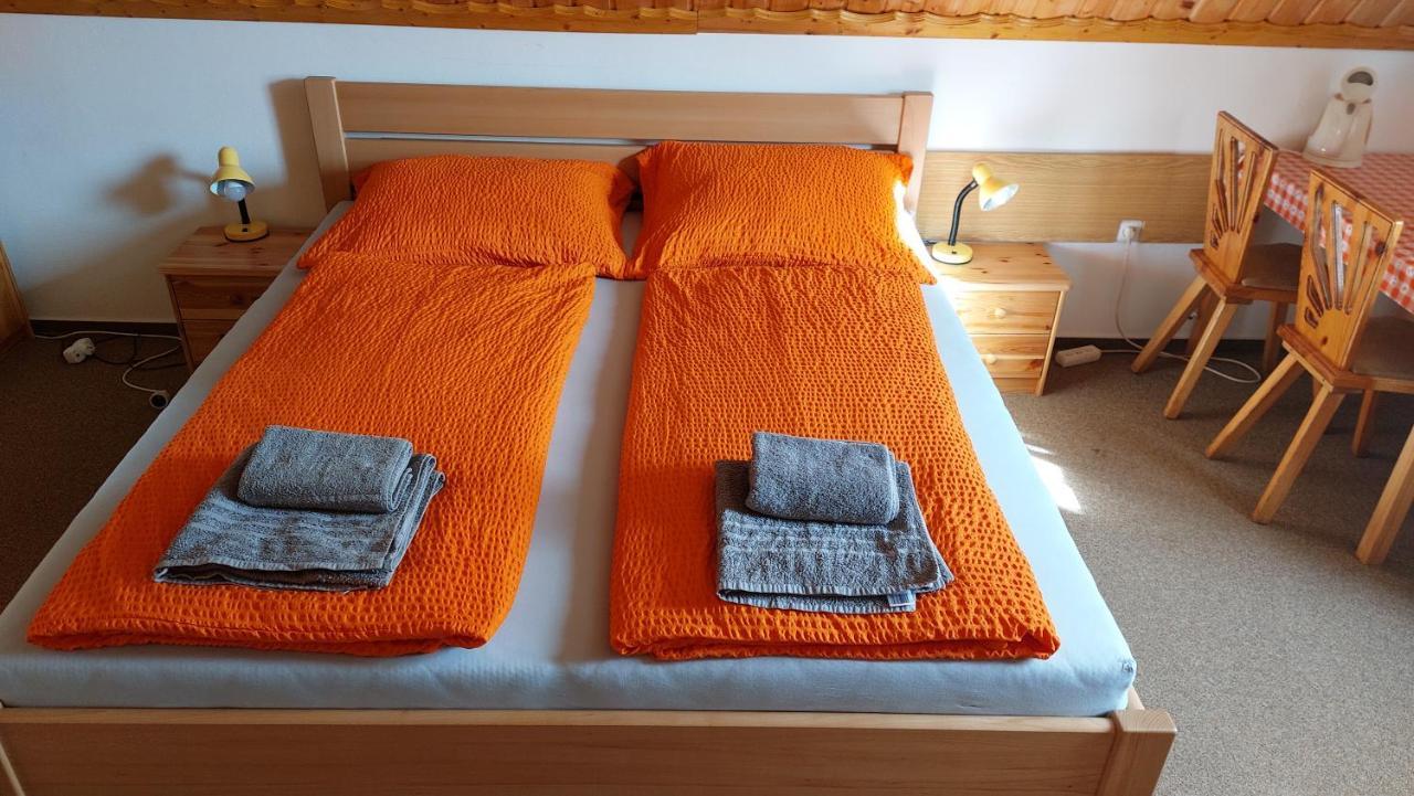 Rozmberska Basta Hotell Třeboň Exteriör bild